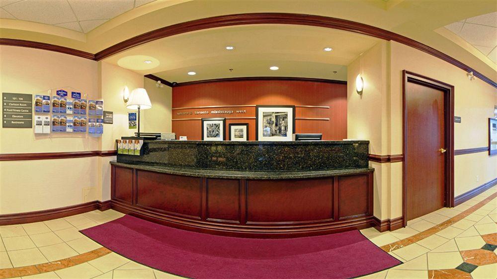 Hampton Inn Toronto-Mississauga West Экстерьер фото