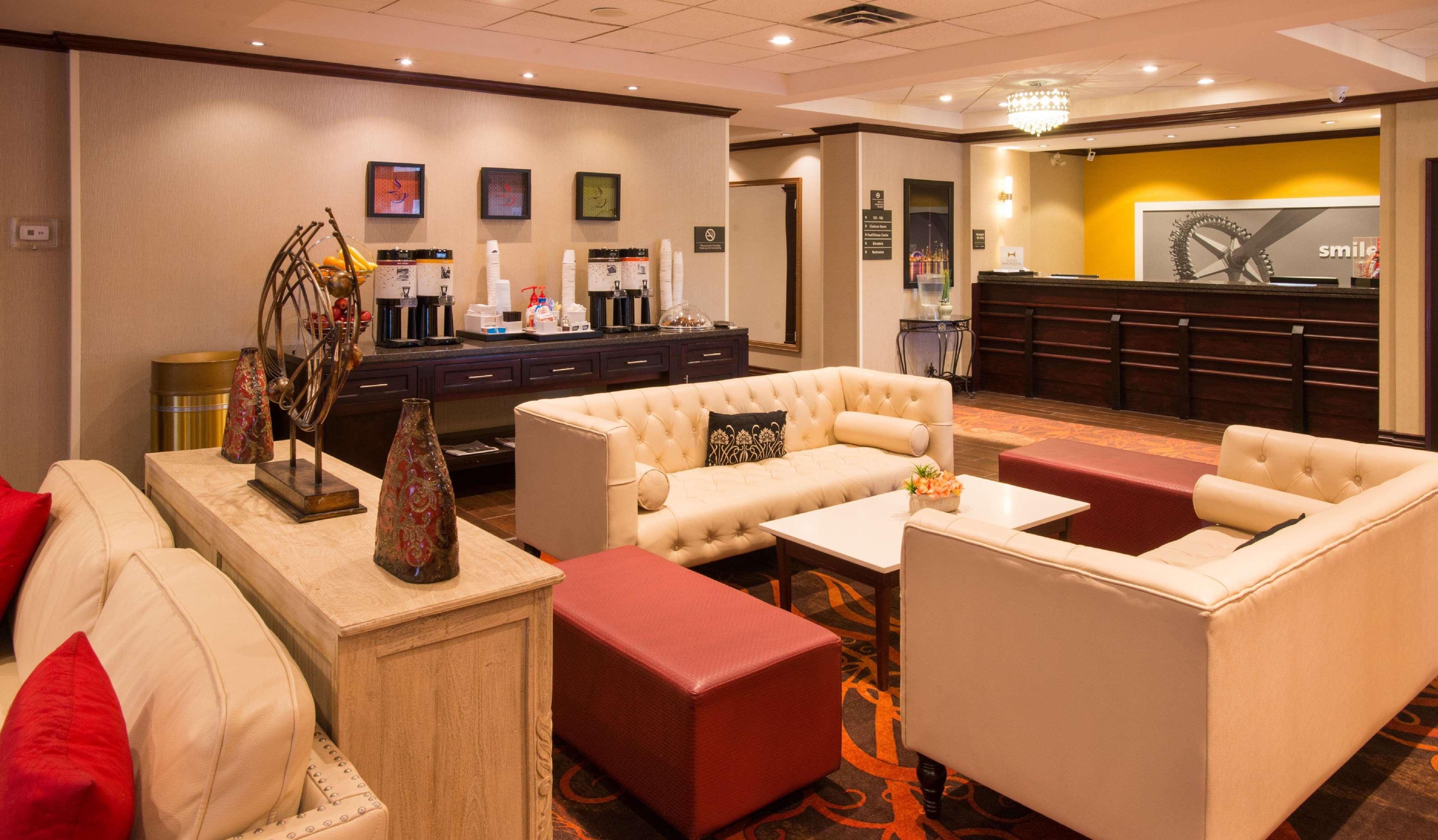 Hampton Inn Toronto-Mississauga West Экстерьер фото