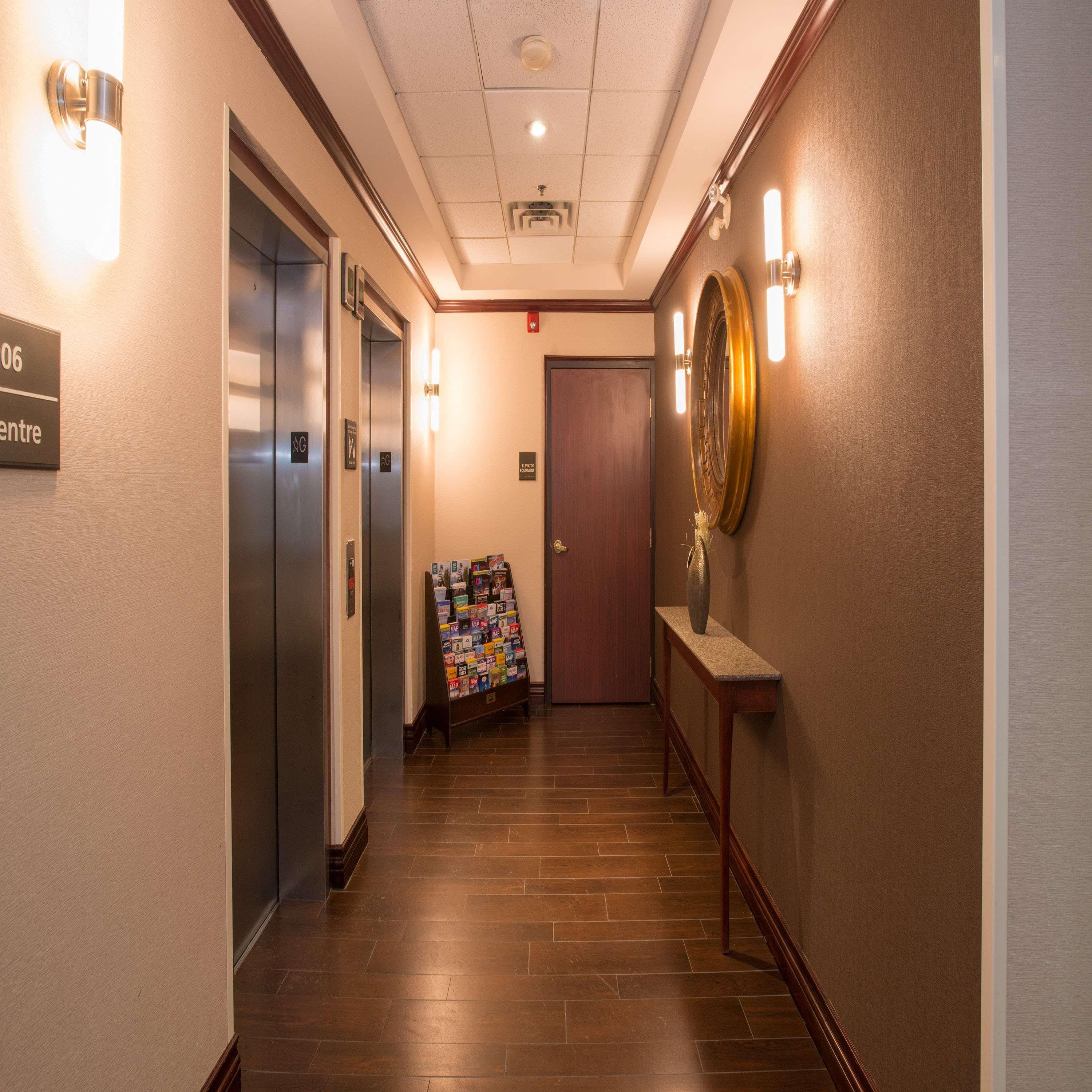 Hampton Inn Toronto-Mississauga West Экстерьер фото