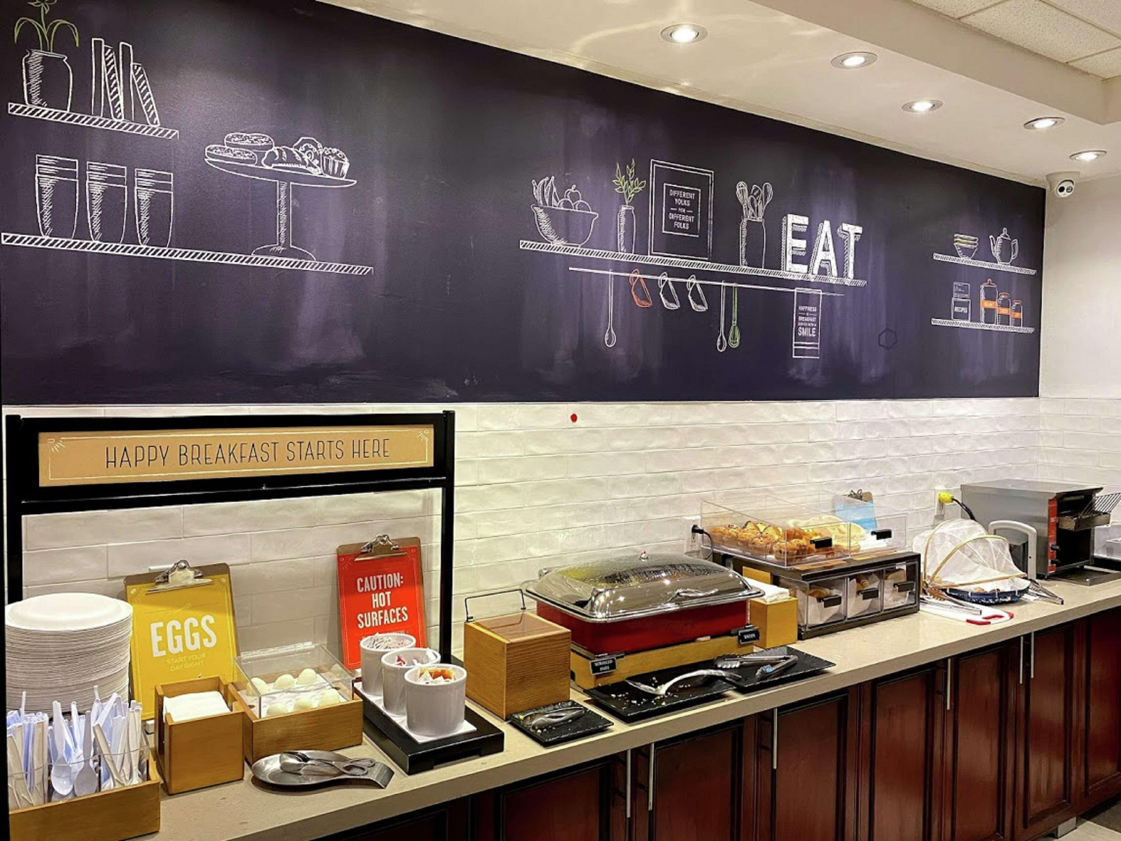 Hampton Inn Toronto-Mississauga West Экстерьер фото