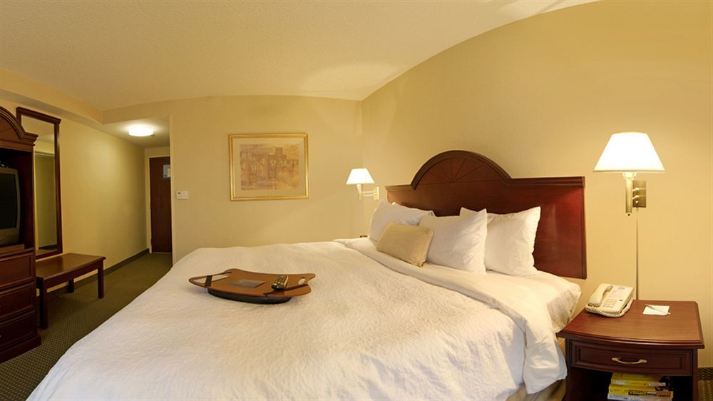 Hampton Inn Toronto-Mississauga West Экстерьер фото